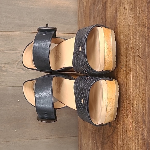 Dansko Clogs Women's sz 36/5.5US Odele Black Tumbled Calf Leather Wood Platforms - Picture 5 of 12